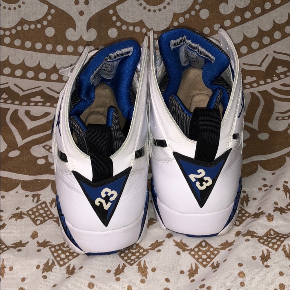 JORDAN 7’S - Picture 4 of 5